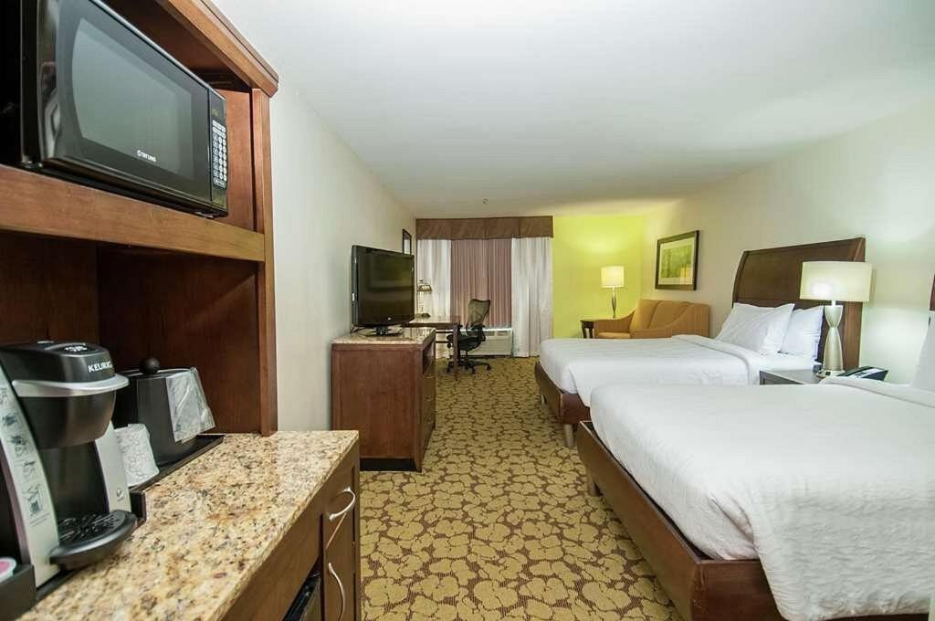 Wyndham Garden New Orleans Airport Hotel Кенер Екстериор снимка