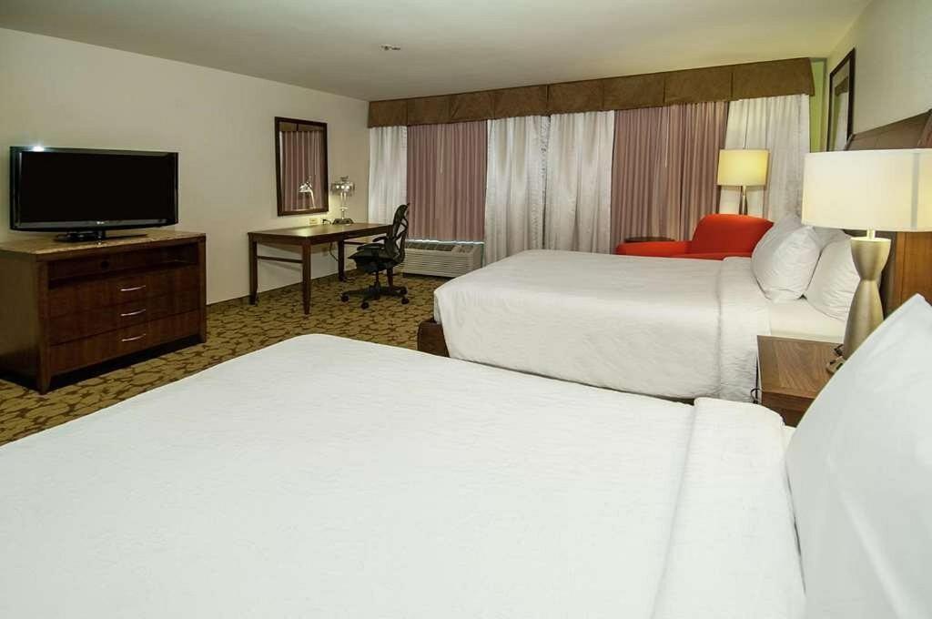 Wyndham Garden New Orleans Airport Hotel Кенер Екстериор снимка