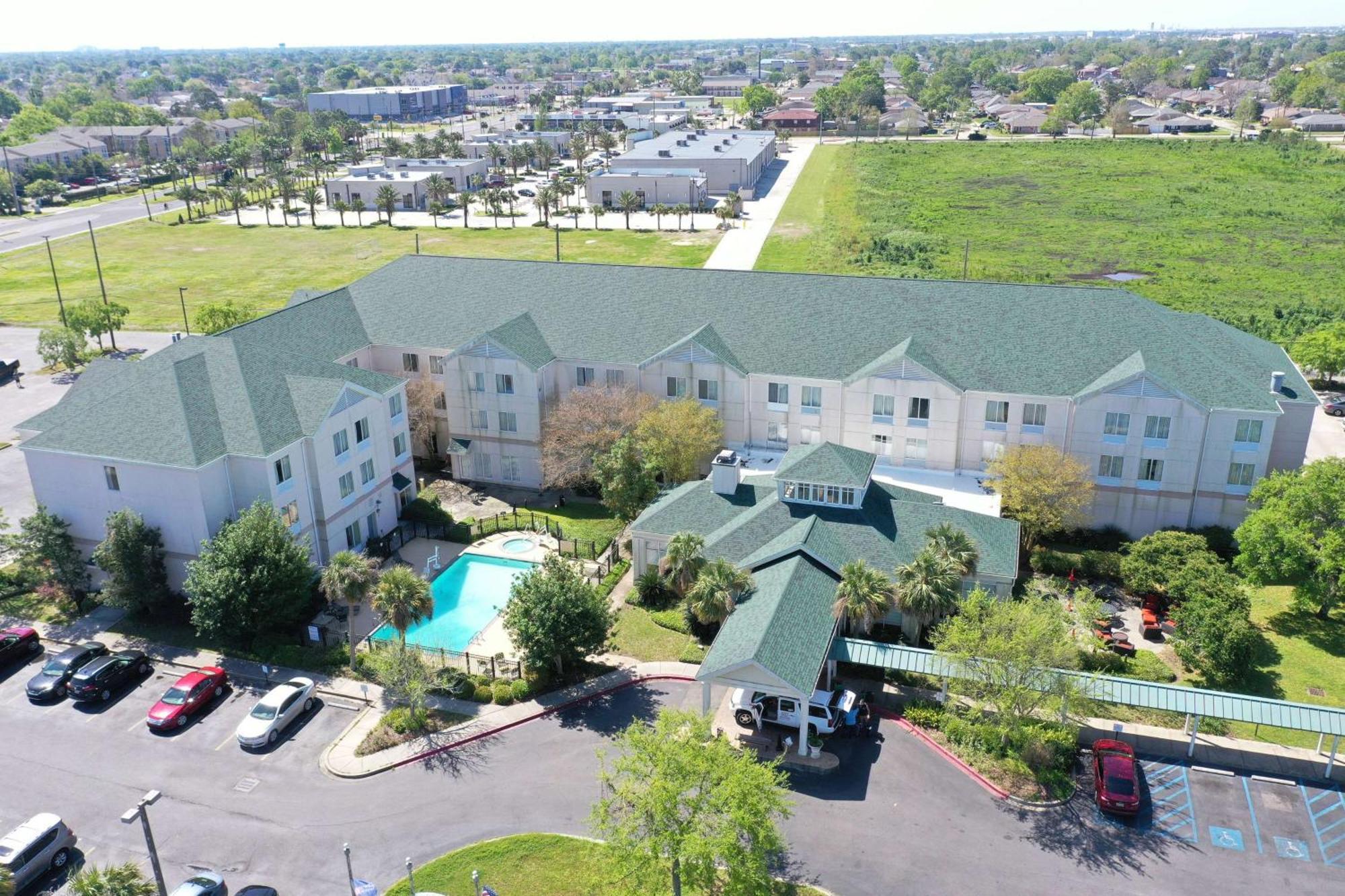 Wyndham Garden New Orleans Airport Hotel Кенер Екстериор снимка